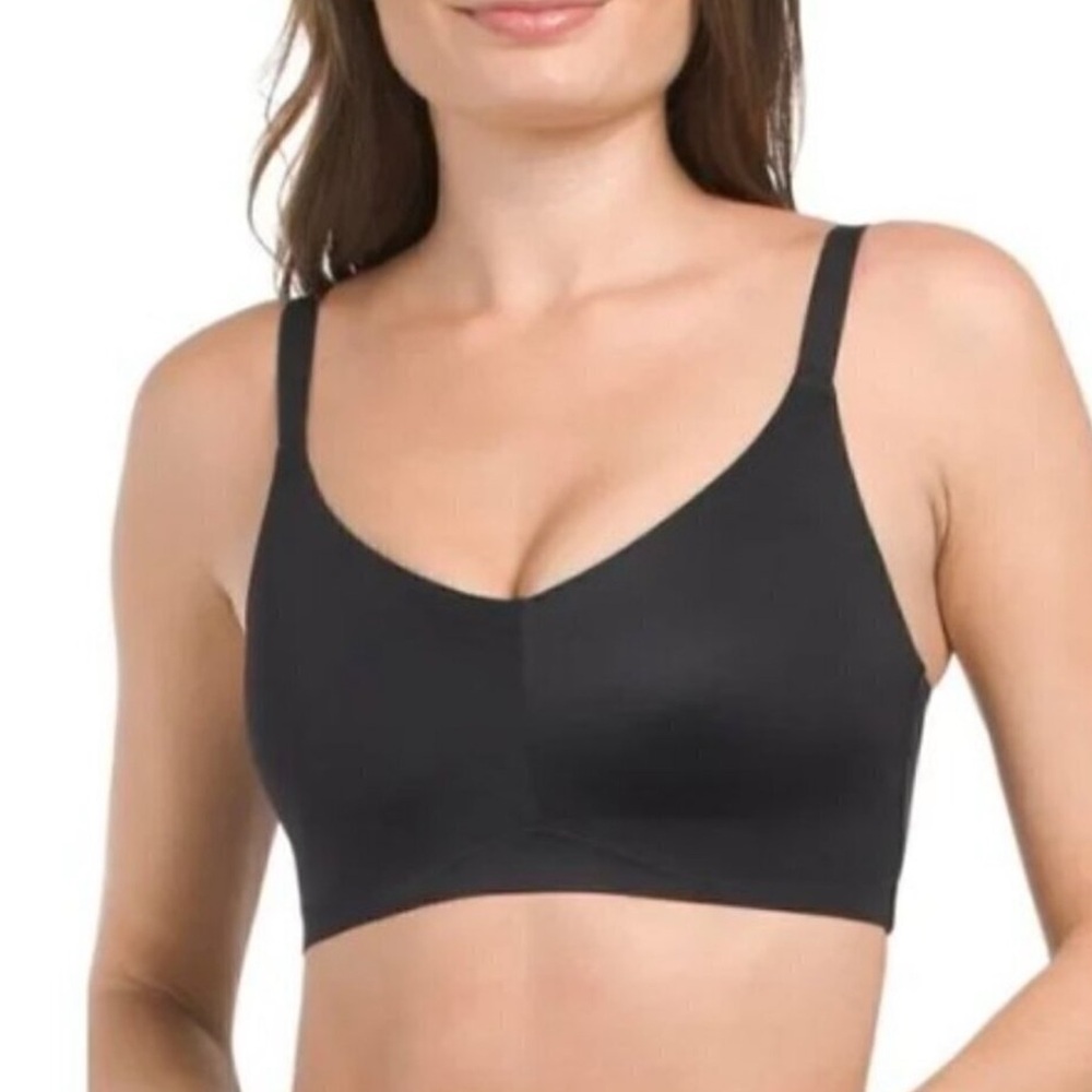 SPANX Very Black All In One Wireless Bra EX Small (30-32)  EUC